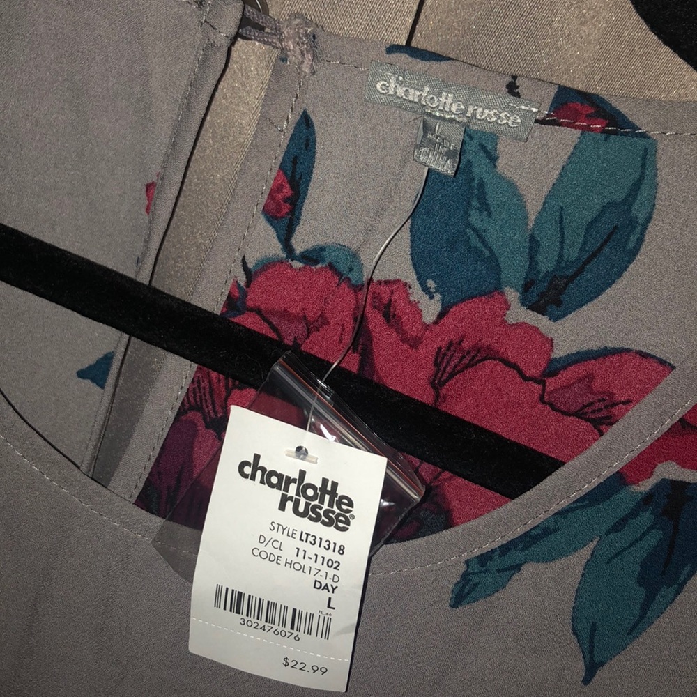 Charlotte Russe Blouse - Picture 3 of 6